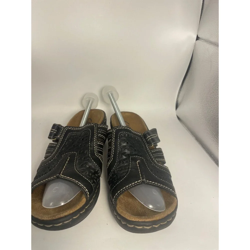 CLARKS Bendables Women's 6.5 Pewter leather Platform Wedge Sandals